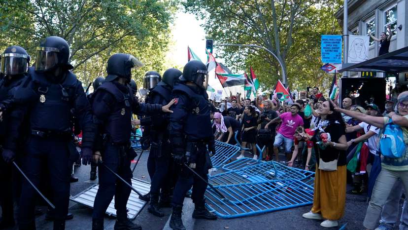 Vuelta a Espana - Stage 21 - Alalpardo to Madrid