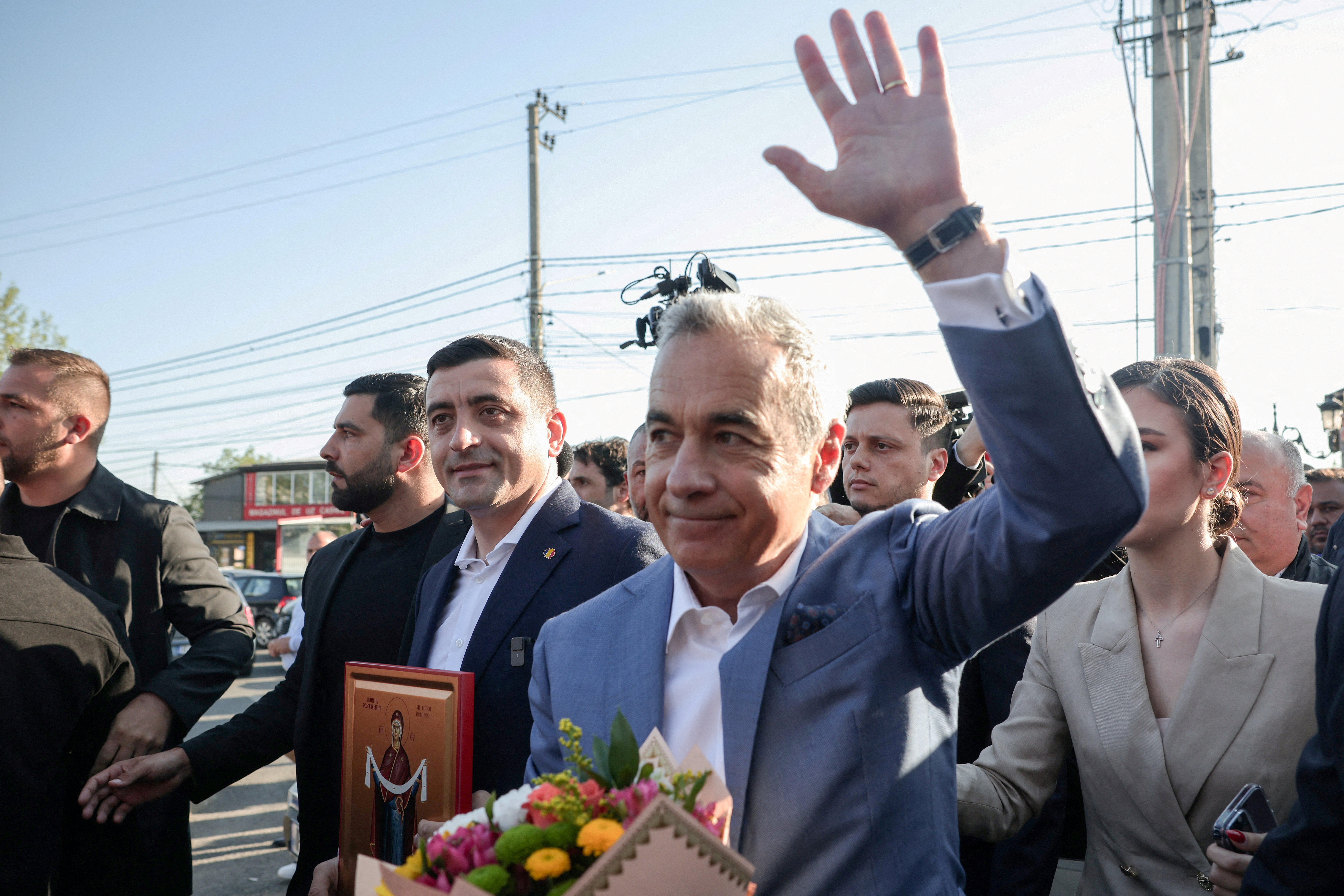 Romania holds new presidential election