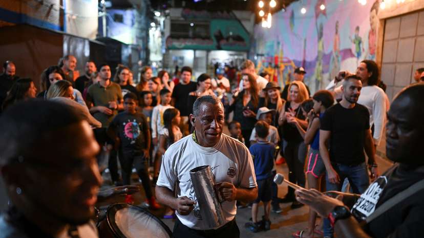 Bars offer food and dance routes to boost their economy, in Caracas