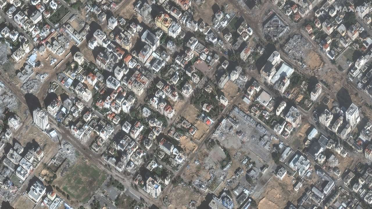 Satellite images show 30% of Gaza destroyed, UN center says
