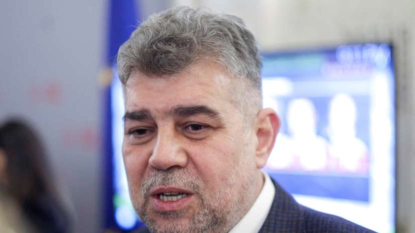 FILE PHOTO: Romanians vote in the first round of a presidential election on Sunday