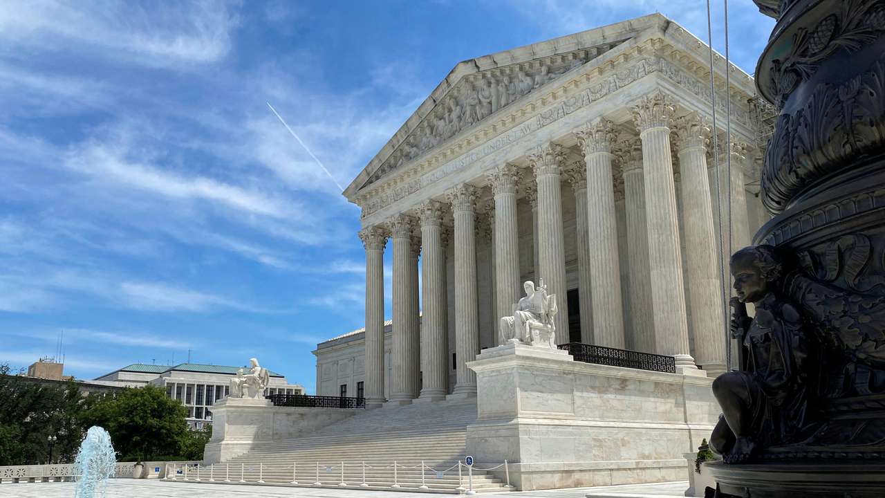 FILE PHOTO: The U.S. Supreme Court building in Washington