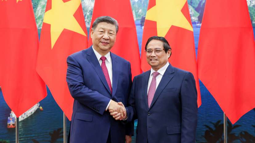 China's President Xi makes state visit to Vietnam