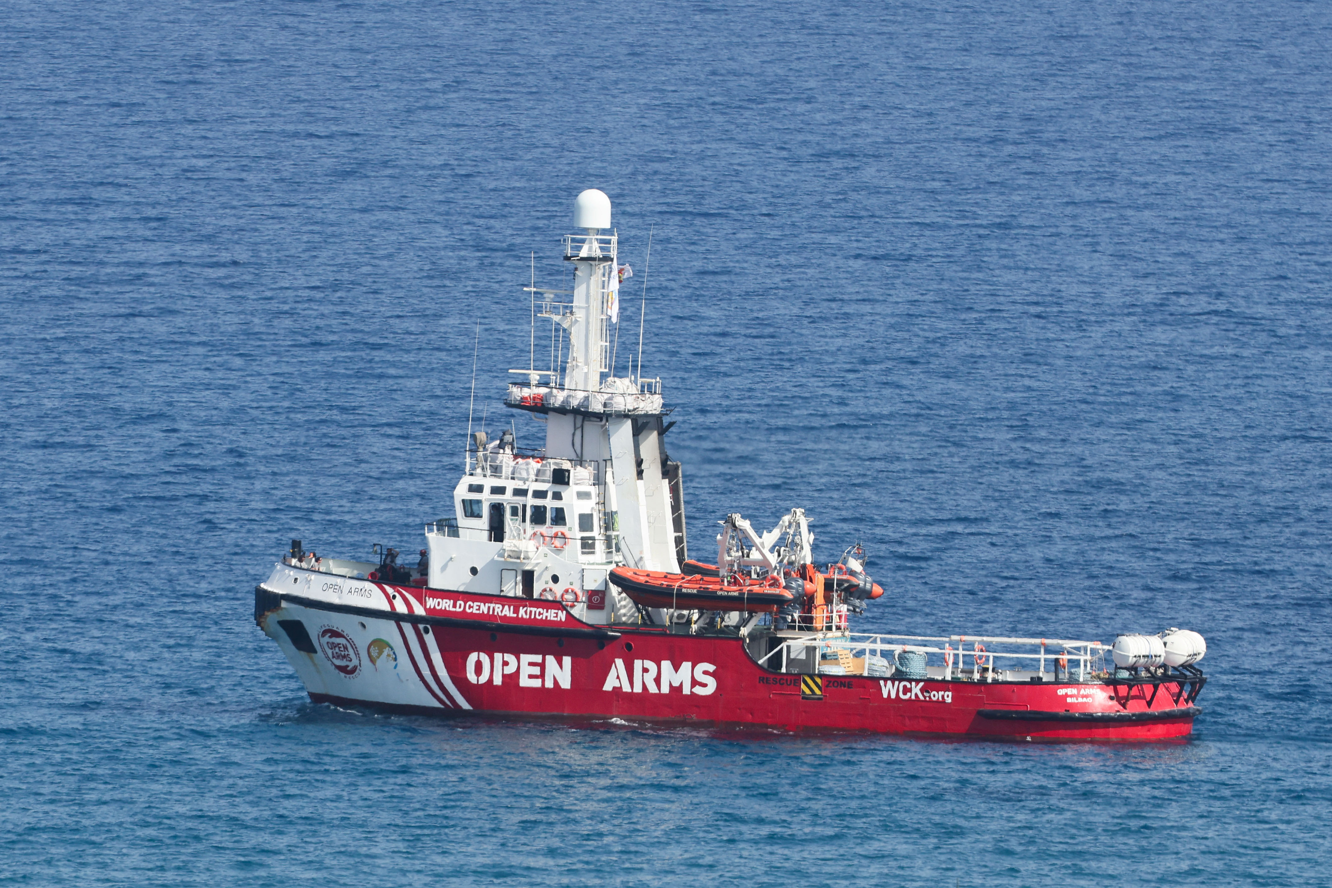 Vessels depart with humanitarian aid for Gaza, from Larnaca