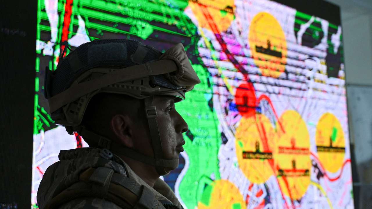 Bolivia prepares for October 19 runoff election, in La Paz