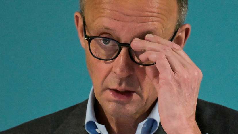 FILE PHOTO: CDU party campaigns ahead of the 2025 Hamburg state election