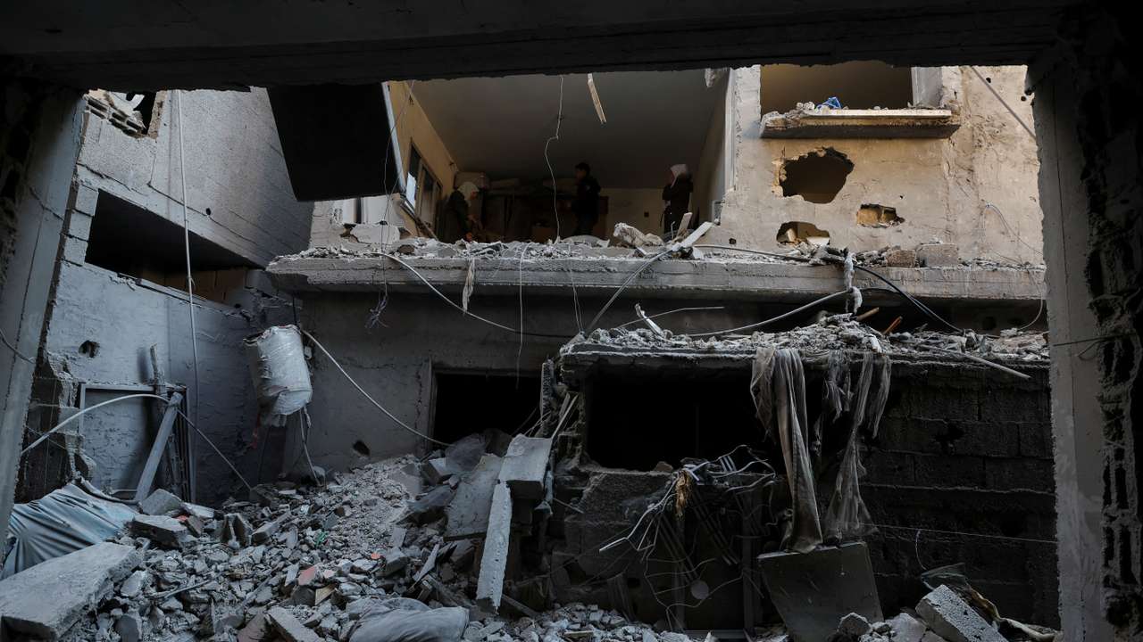 Aftermath an Israeli strike on a house, in Rafah