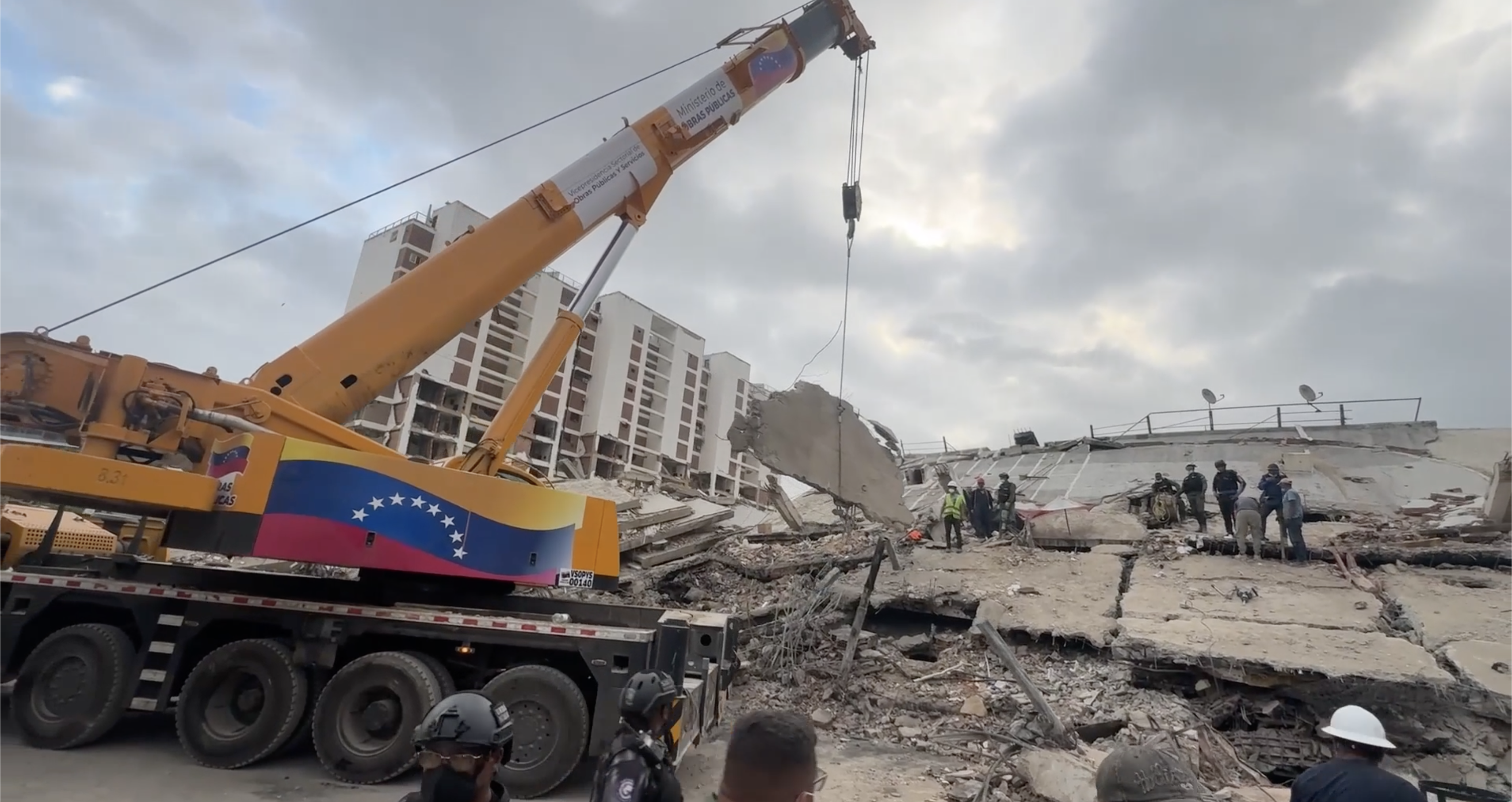 Mother and children rescued in Venezuela rubb