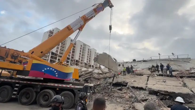 Mother and children rescued in Venezuela rubb