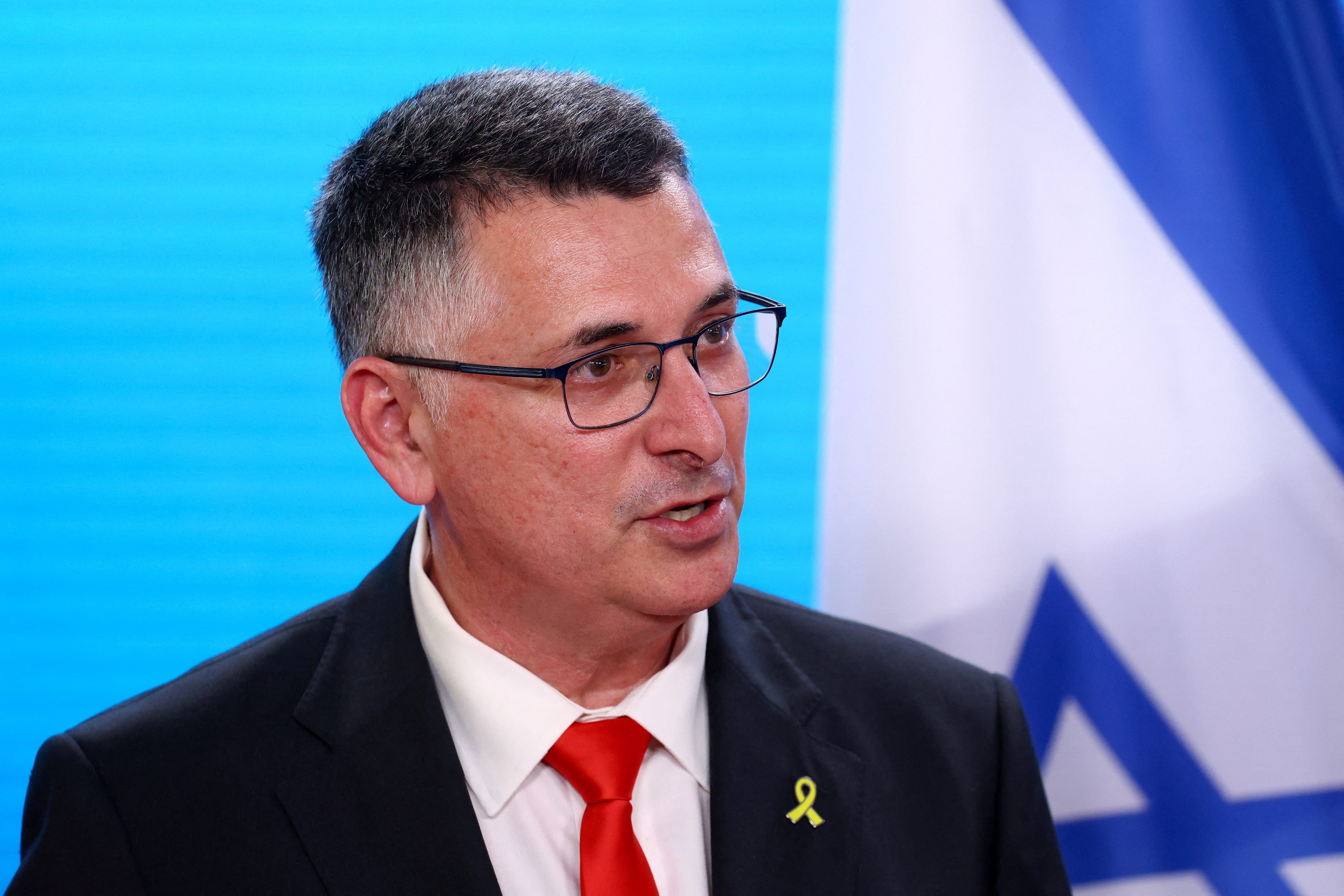 German Foreign Minister Johann Wadephul and Israeli Foreign Minister Gideon Saar attend a press conference in Berlin