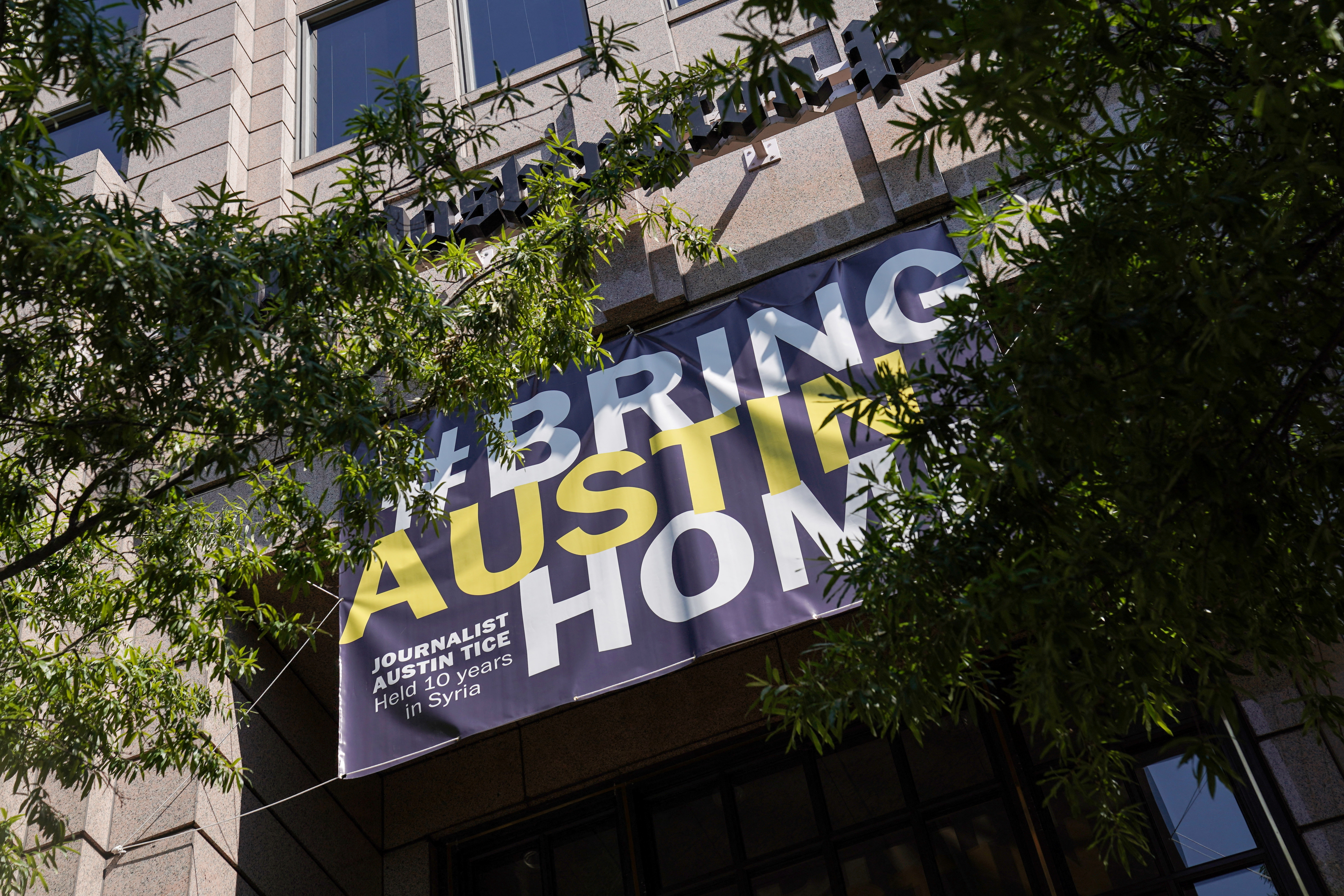 Washington Post staff honors detained journalist Austin Tice in Washington