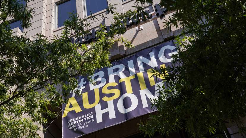 Washington Post staff honors detained journalist Austin Tice in Washington