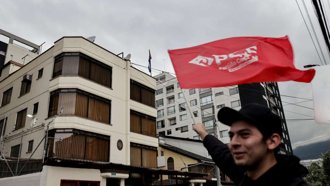 Ecuador declares Cuban ambassador 'persona non grata'