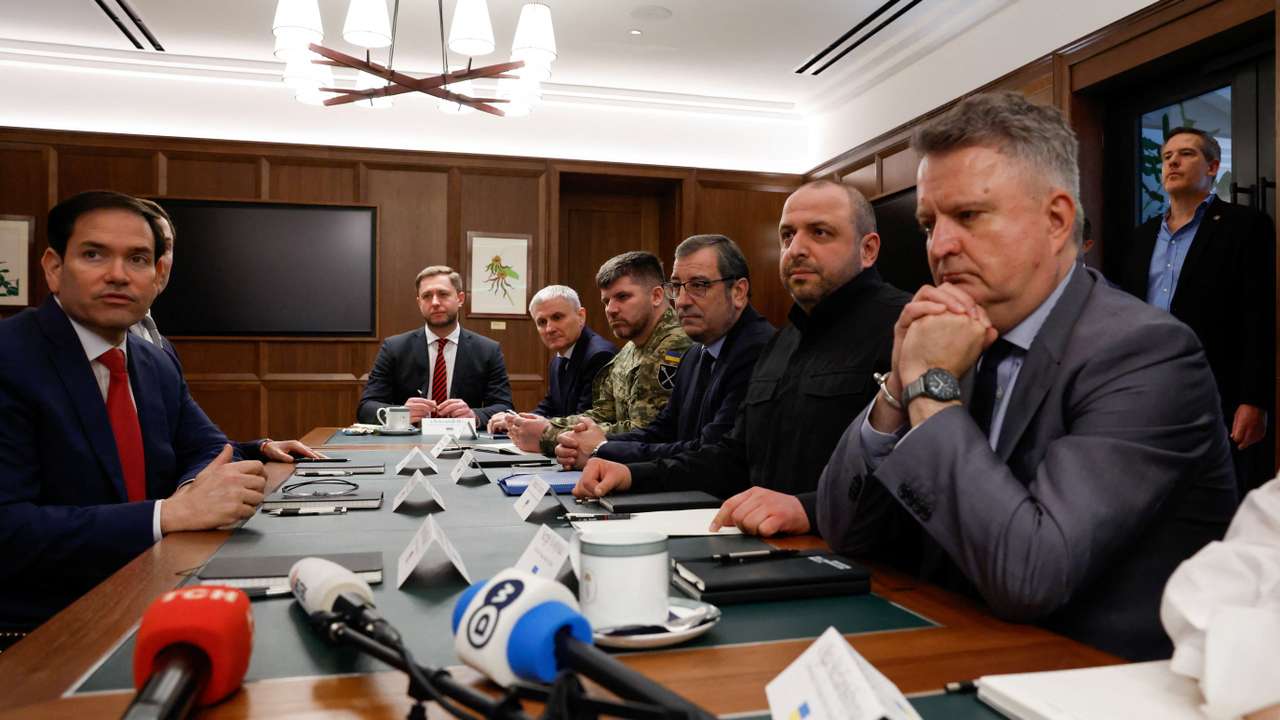 U.S. Secretary of State Rubio, Special Envoy Witkoff, and Jared Kushner meet with a Ukrainian delegation in Hallandale Beach