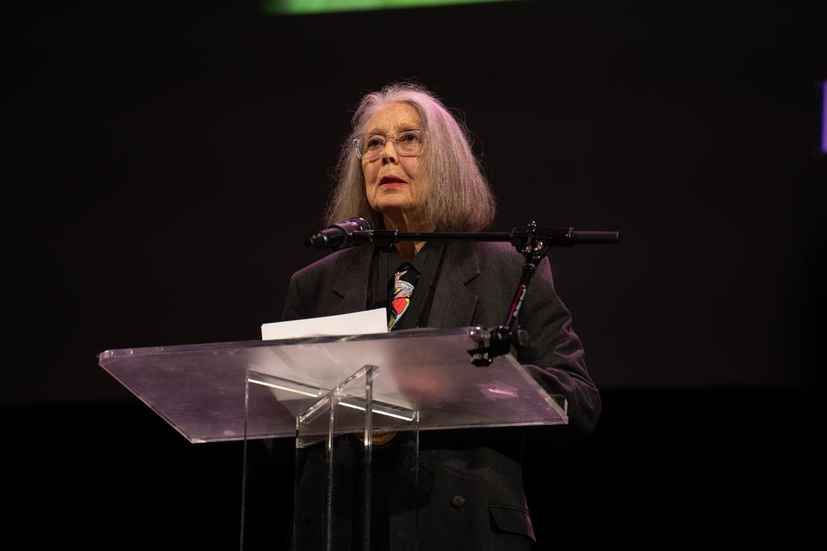 Anne Carson, a canadense que reinventou os clássicos, ganha Nobel de Literatura