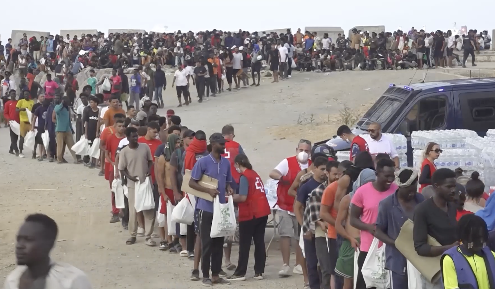 Migrants in Ceuta demand assylum