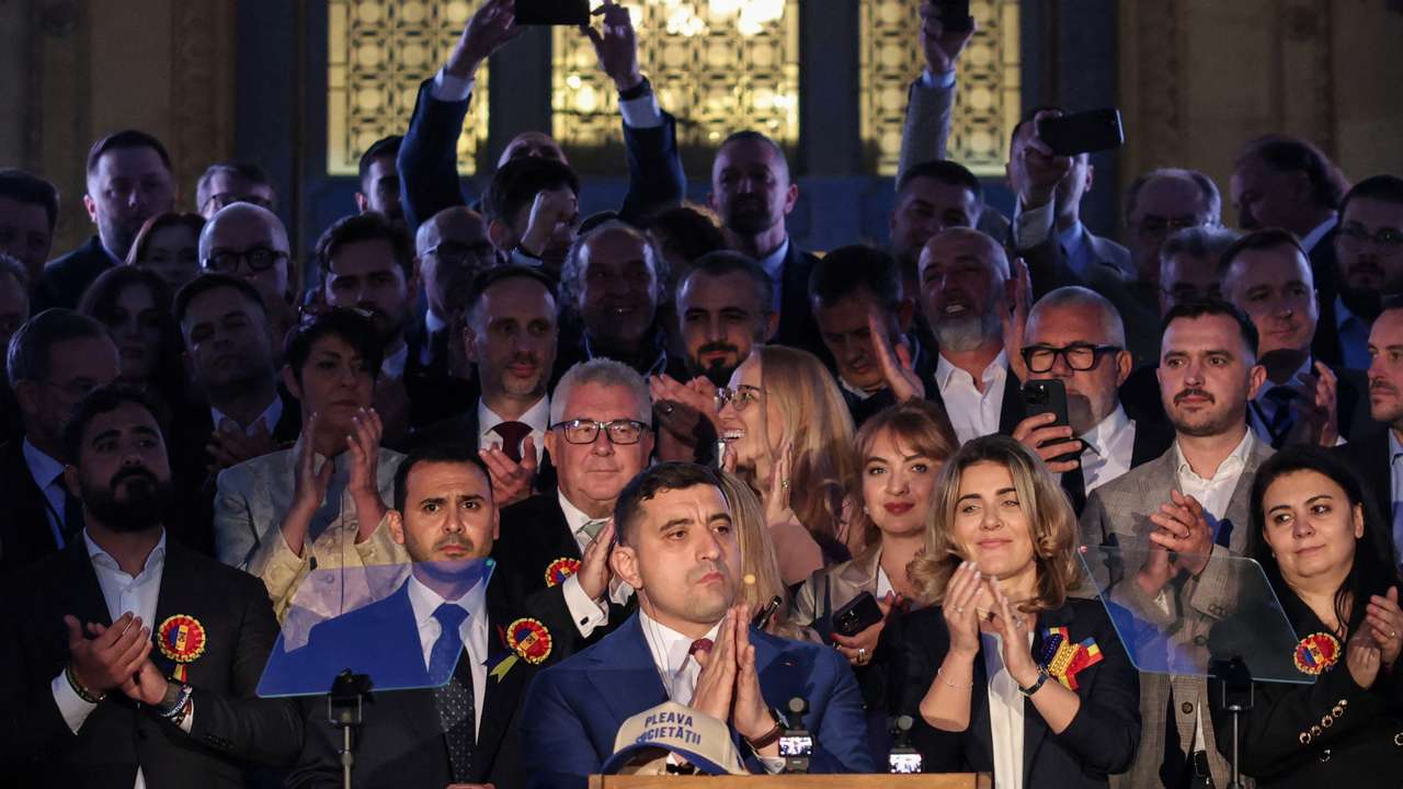 Romania holds second round of presidential election