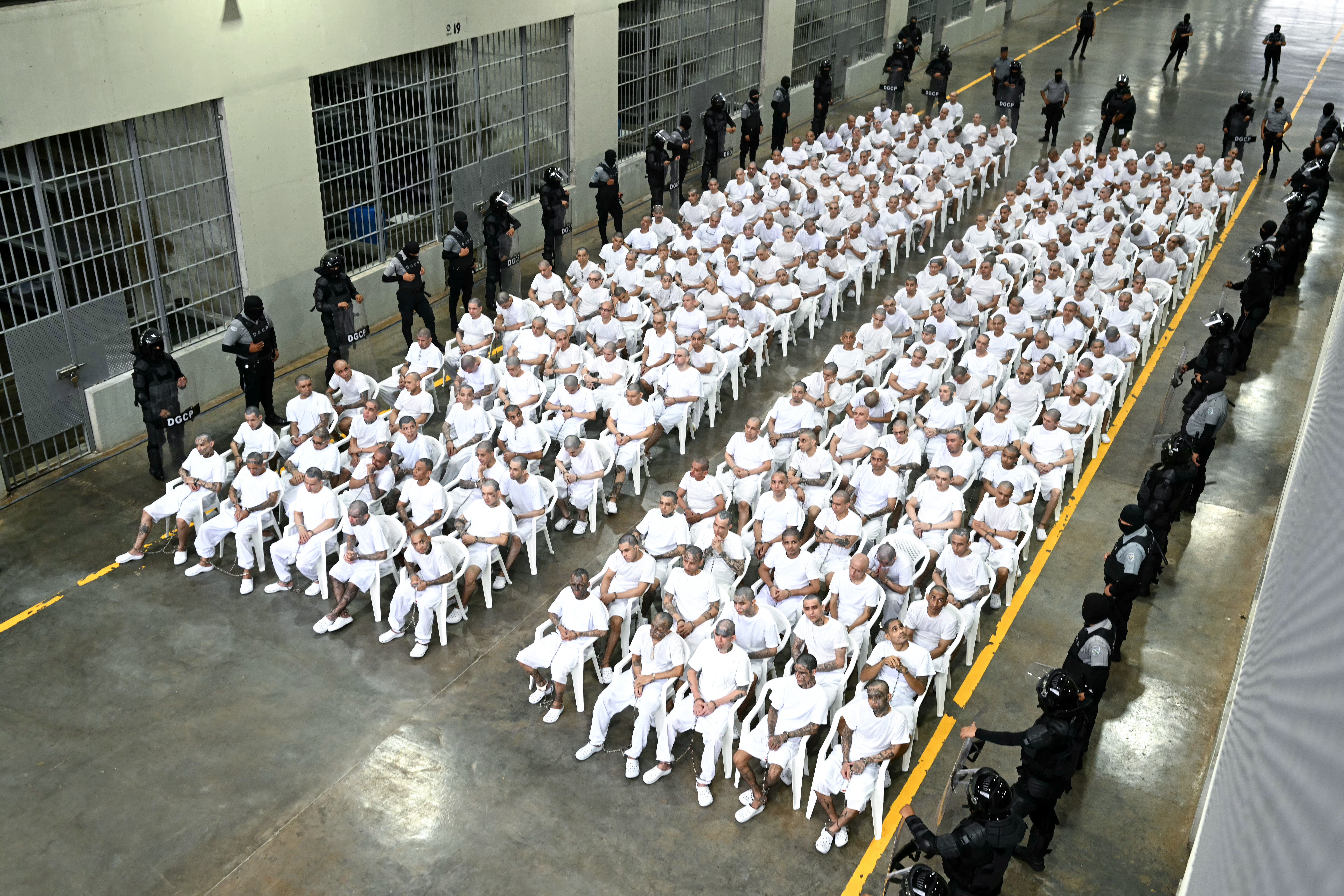 Global challenges and the decline of democracy: An analysis of the situation in El Salvador by IDHUCA