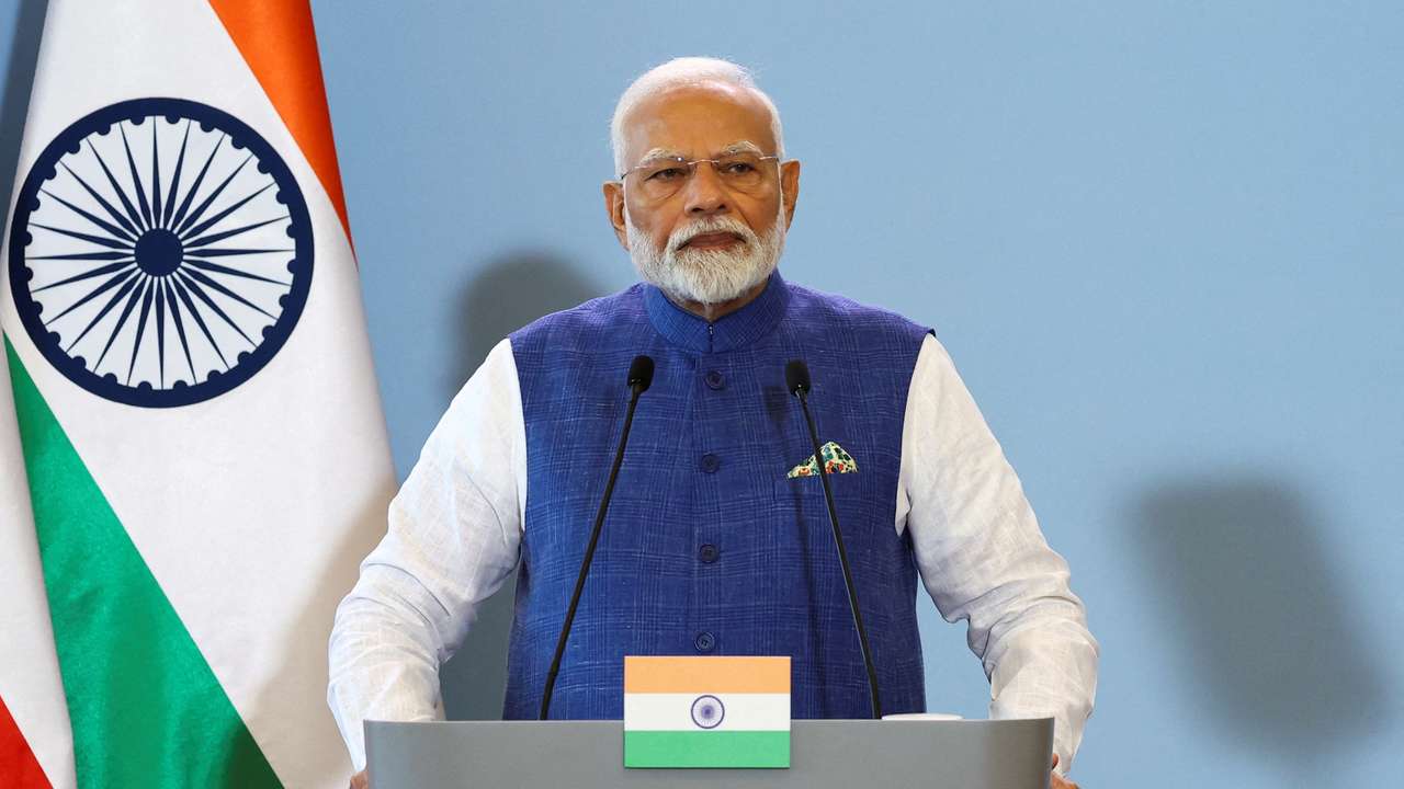 FILE PHOTO: India PM Modi meets Polish leaders in Warsaw