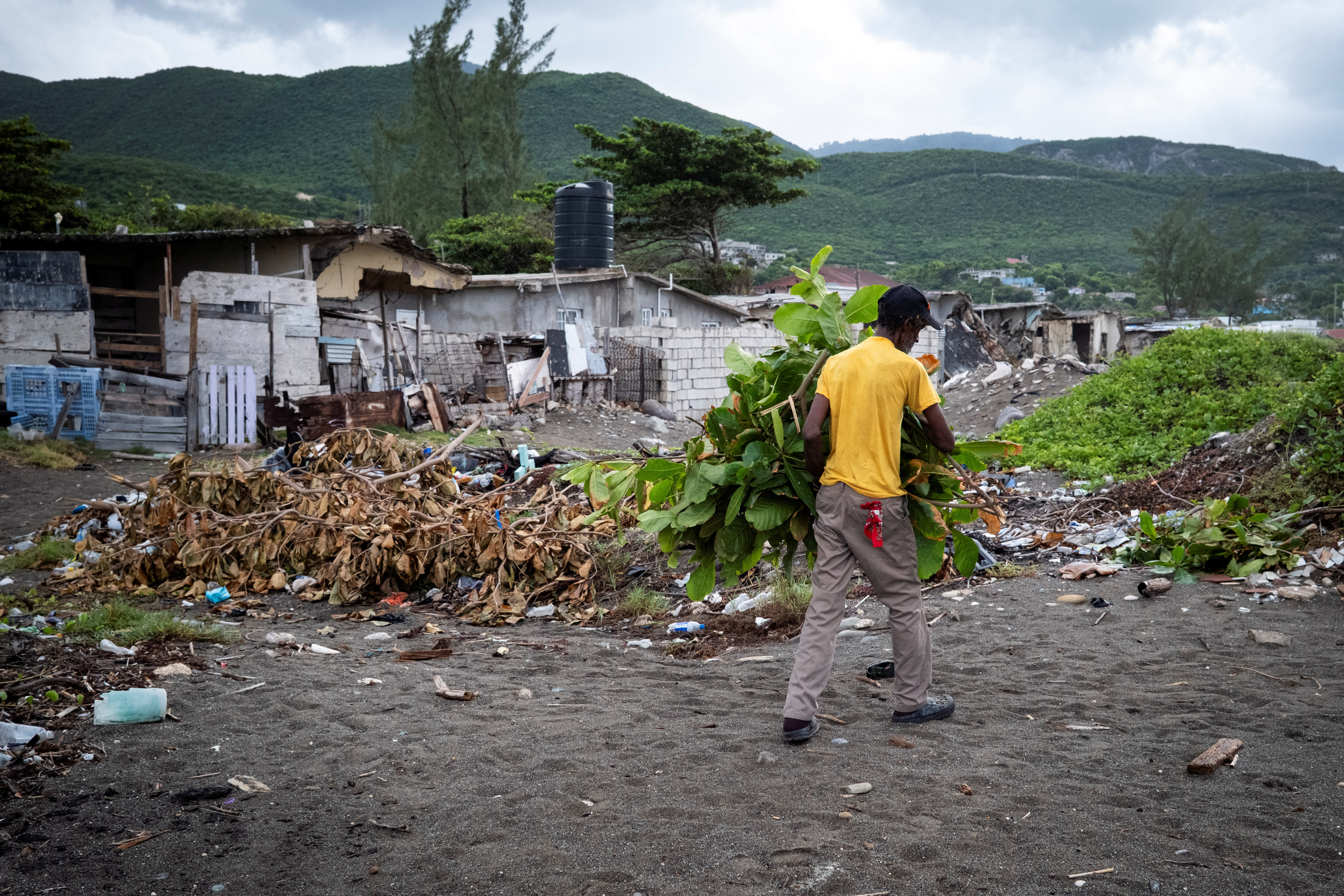 Hurricane Beryl approaches Jamaica