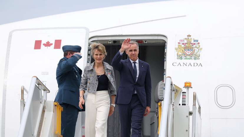 Canadian Prime Minister Mark Carney and his wife Diana Fox Carney arrive in Sydney