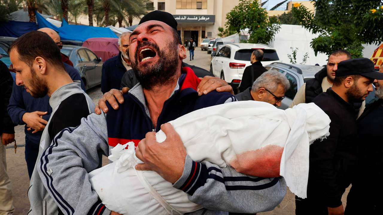 Aftermath of an Israeli strike in Khan Younis