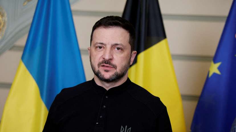 FILE PHOTO: Ukrainian President Volodymyr Zelenskiy meets with Belgium's Prime Minister Bart De Wever in Brussels