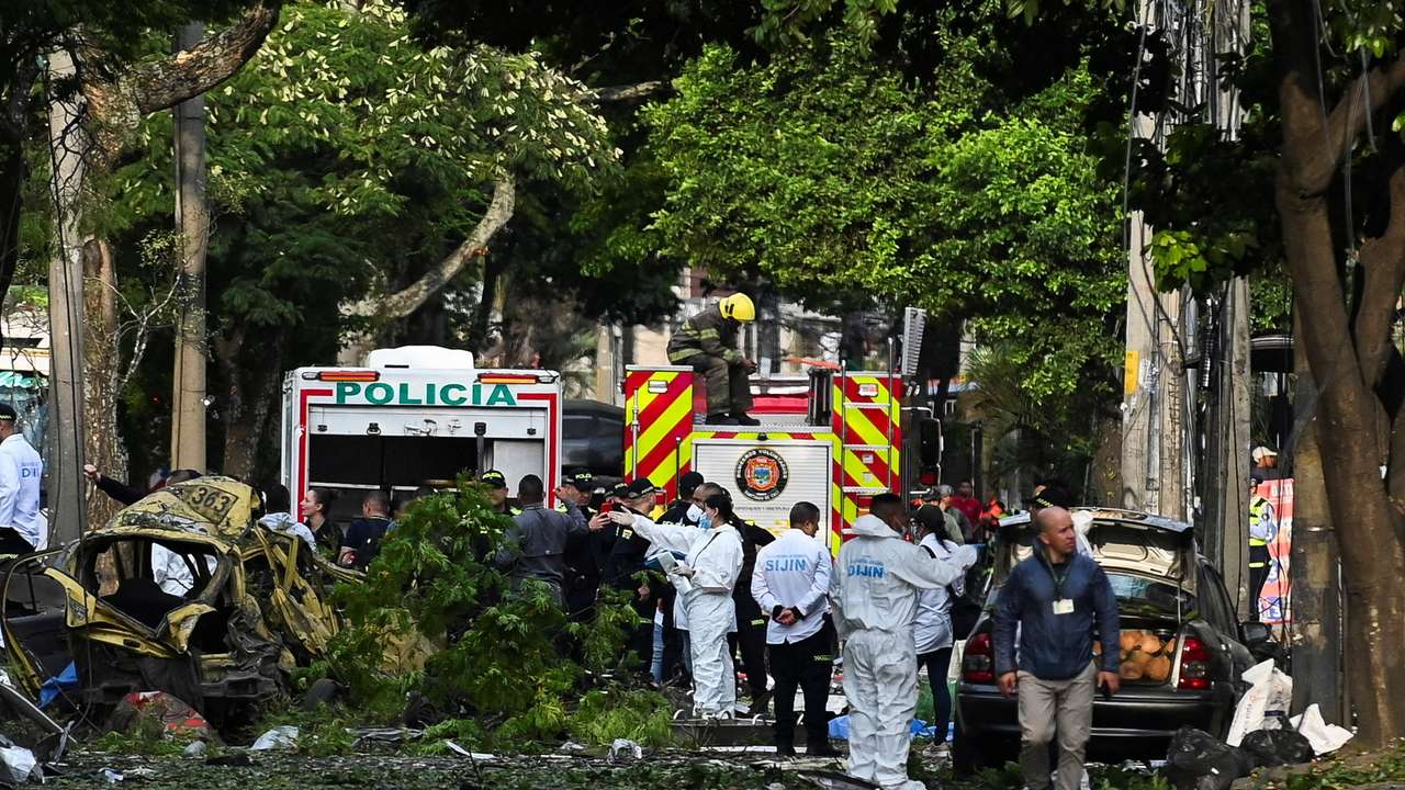 People killed in truck bombing at Colombian military base