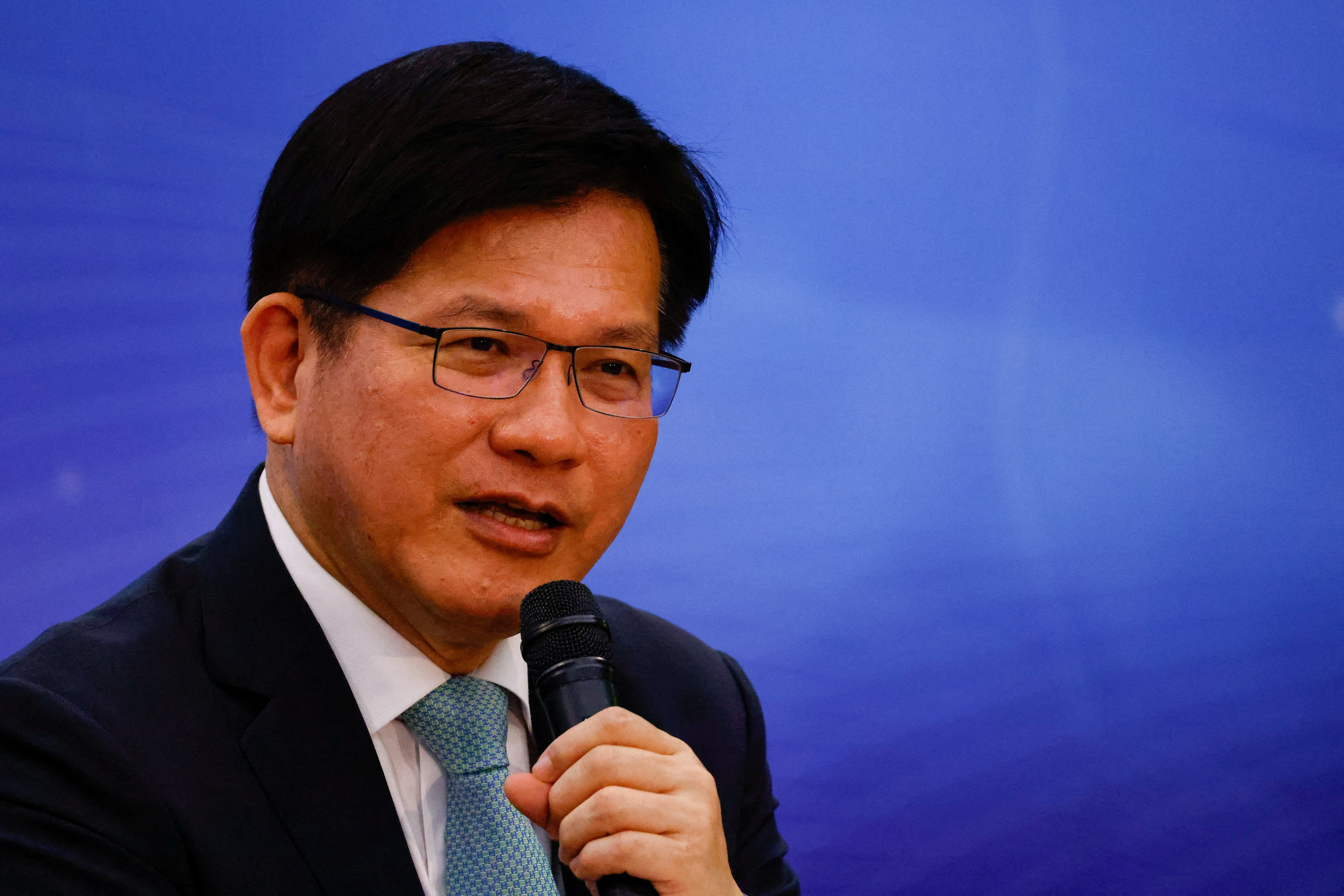 FILE PHOTO: Taiwan Foreign Minister Lin Chia-lung makes a speech at a press conference for foreign media, in Taipei