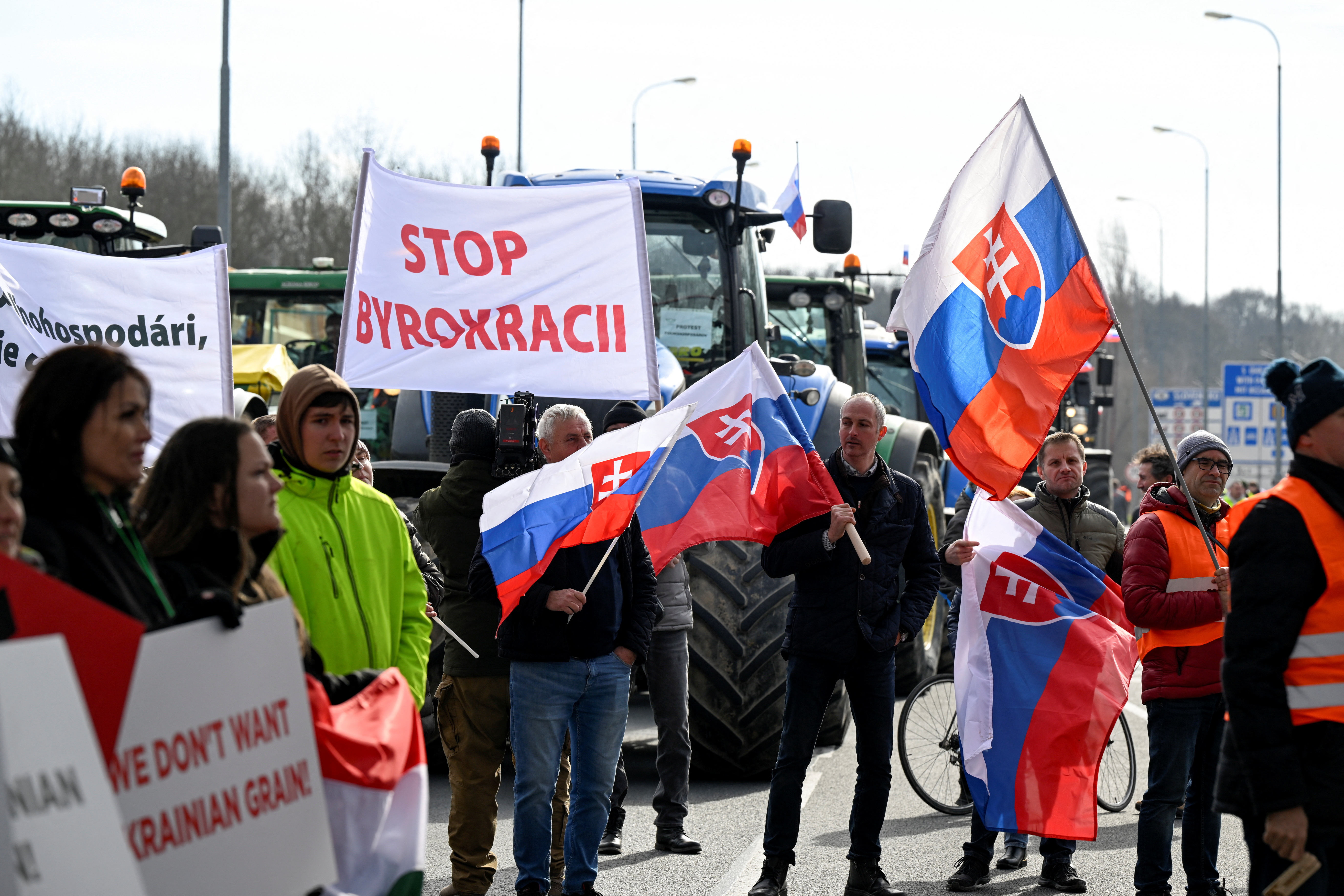 Farmers protest at the Czech-Slovak border in Holic