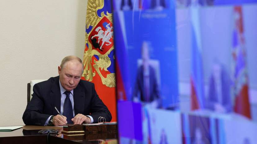 Russian President Putin chairs a meeting outside Moscow