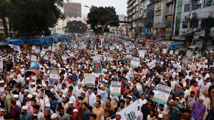Protest in Dhaka over fuel shortage