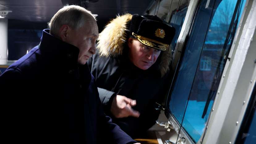 Russian President Vladimir Putin visits the naval base in the northern city of Severodvinsk