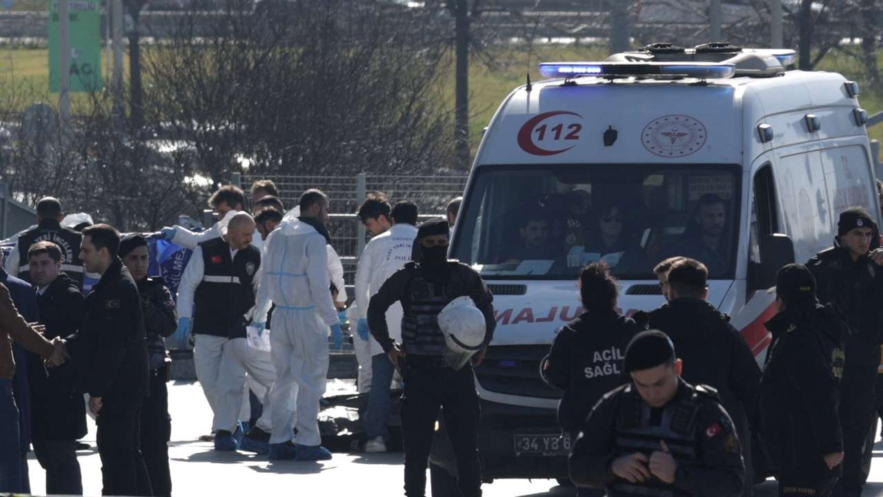 Shooting in front of Istanbul courthouse