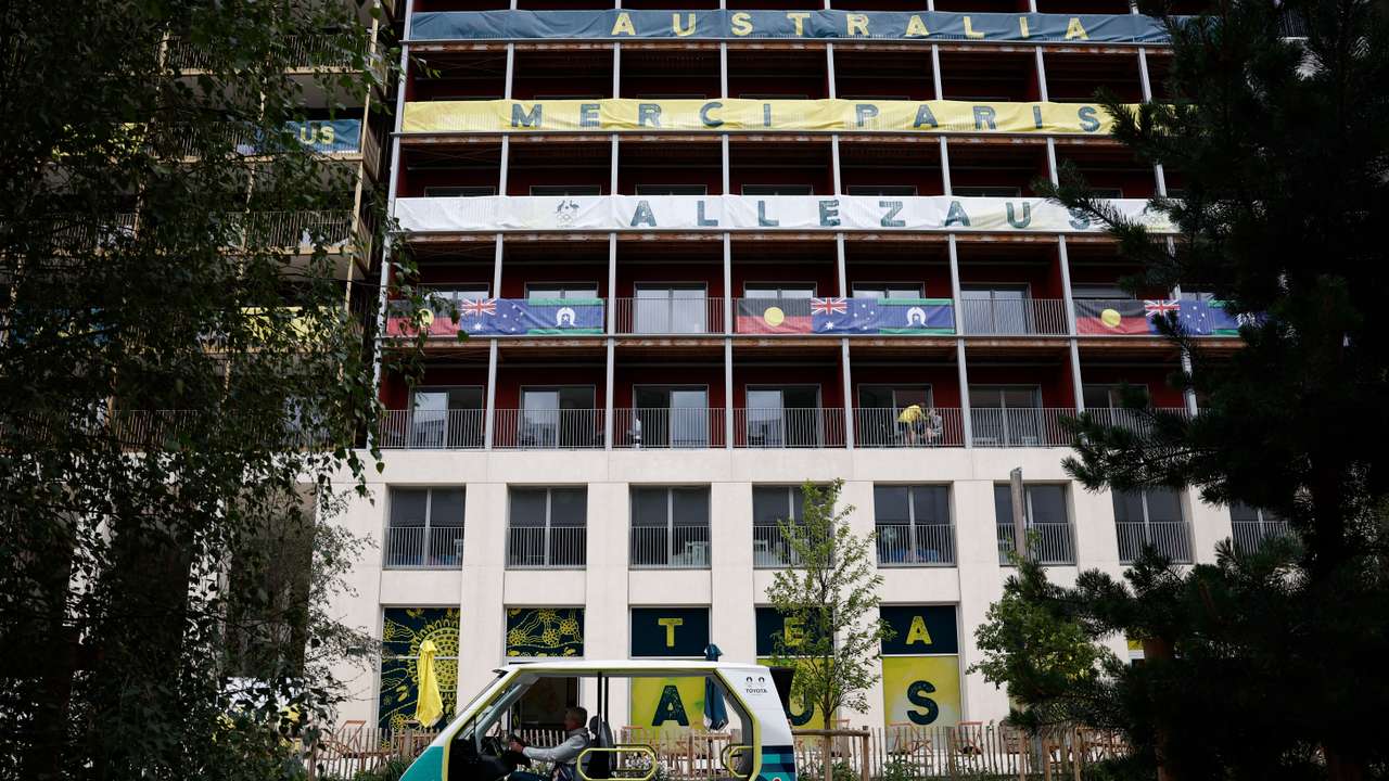 Press visit at the Olympic and Paralympic athletes Village