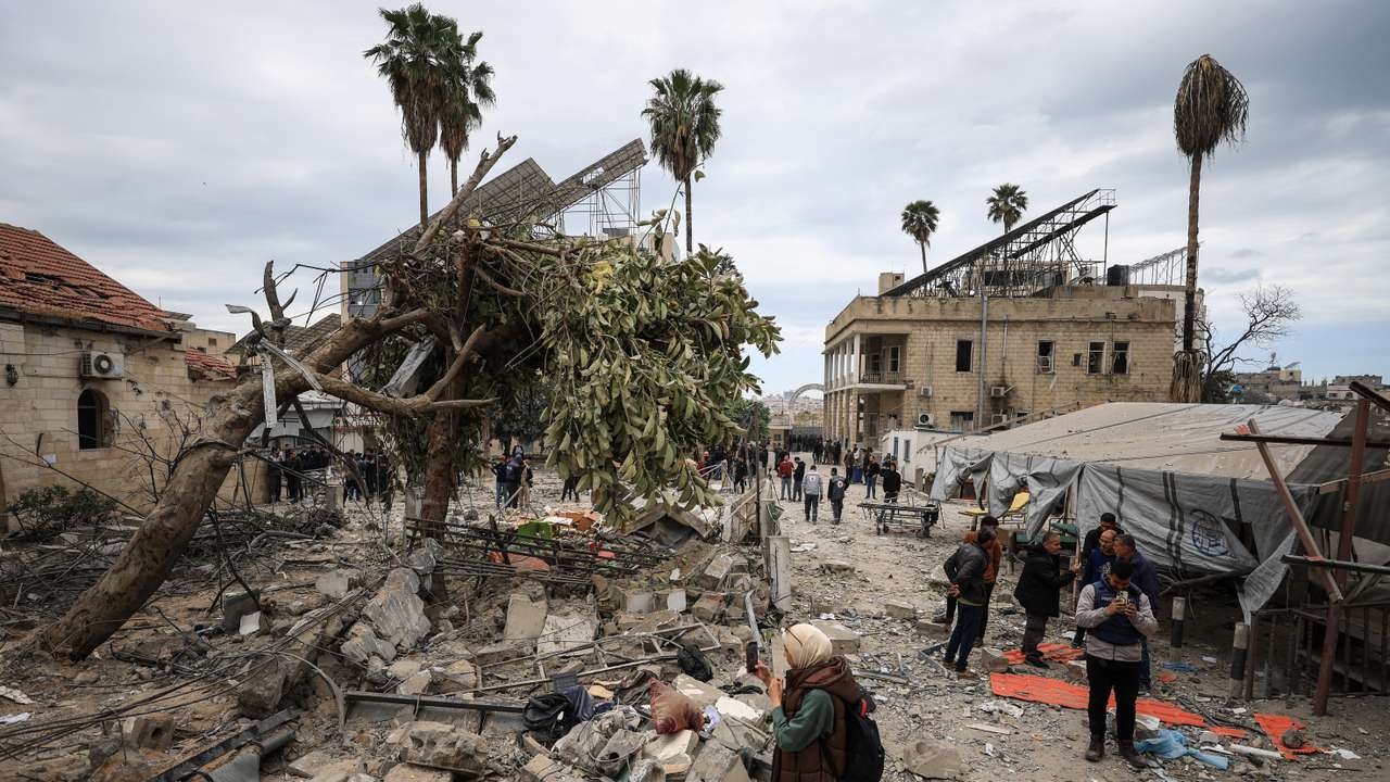 Israeli missiles strike Gaza hospital, in Gaza City