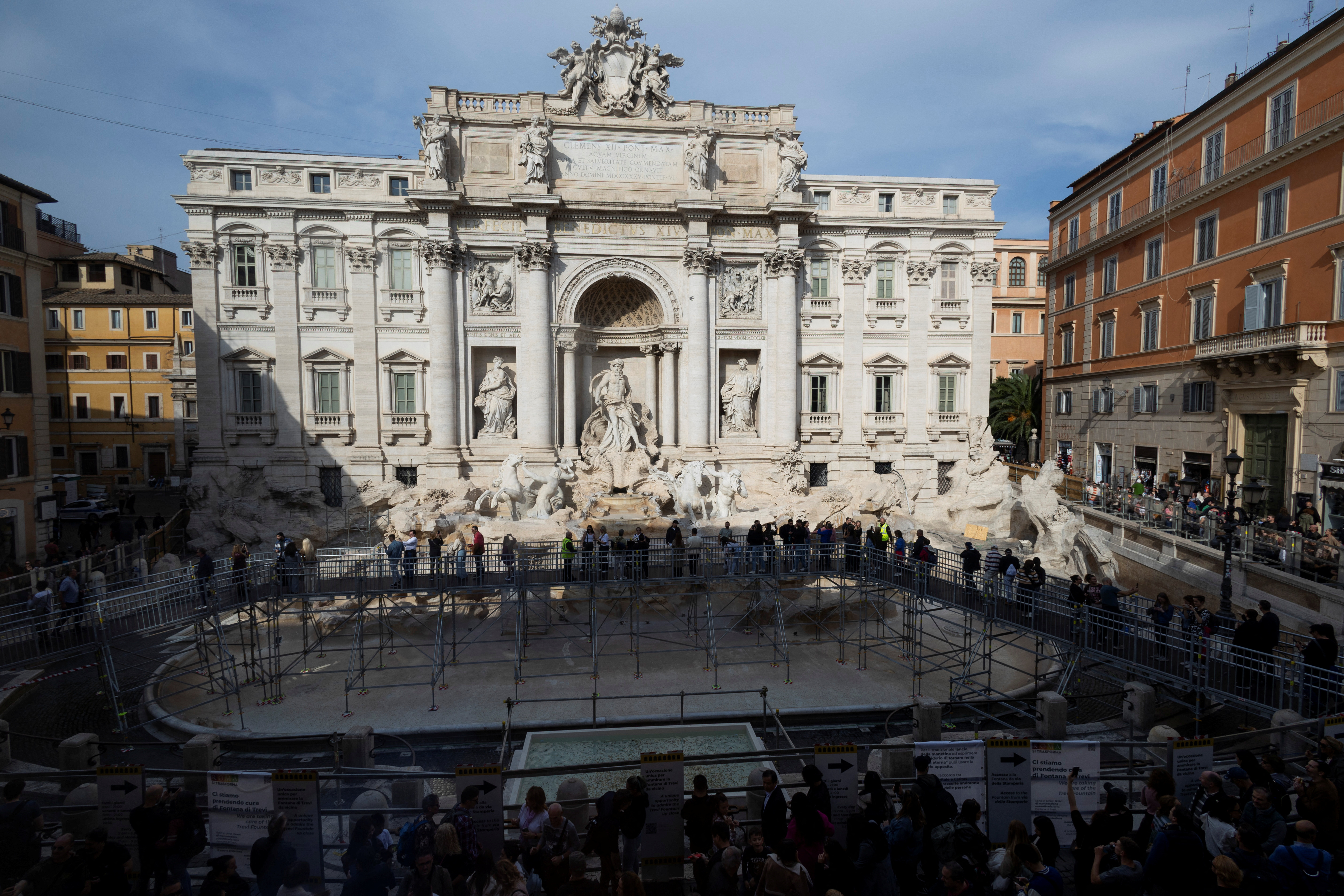 Rome inaugurates elevated walkway at Trevi fountain