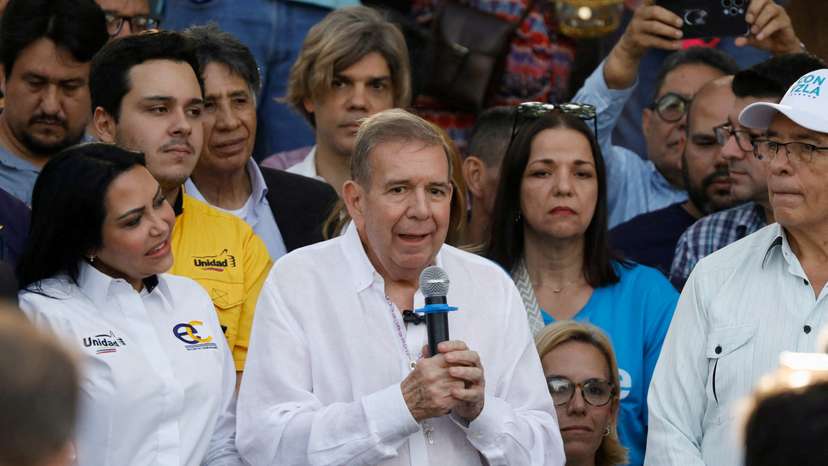 FILE PHOTO: Venezuelan opposition presidential candidate Edmundo Gonzalez participates in rally with the members of the electoral table in Caracas