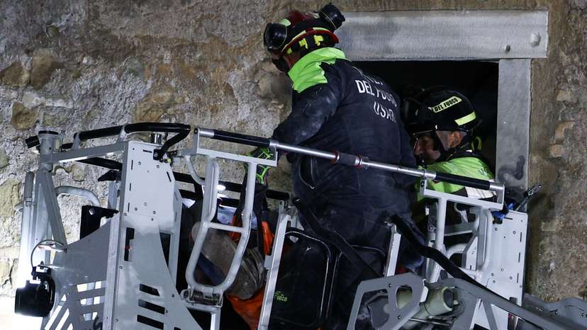 Parts of Torre dei Conti tower collapse in Rome