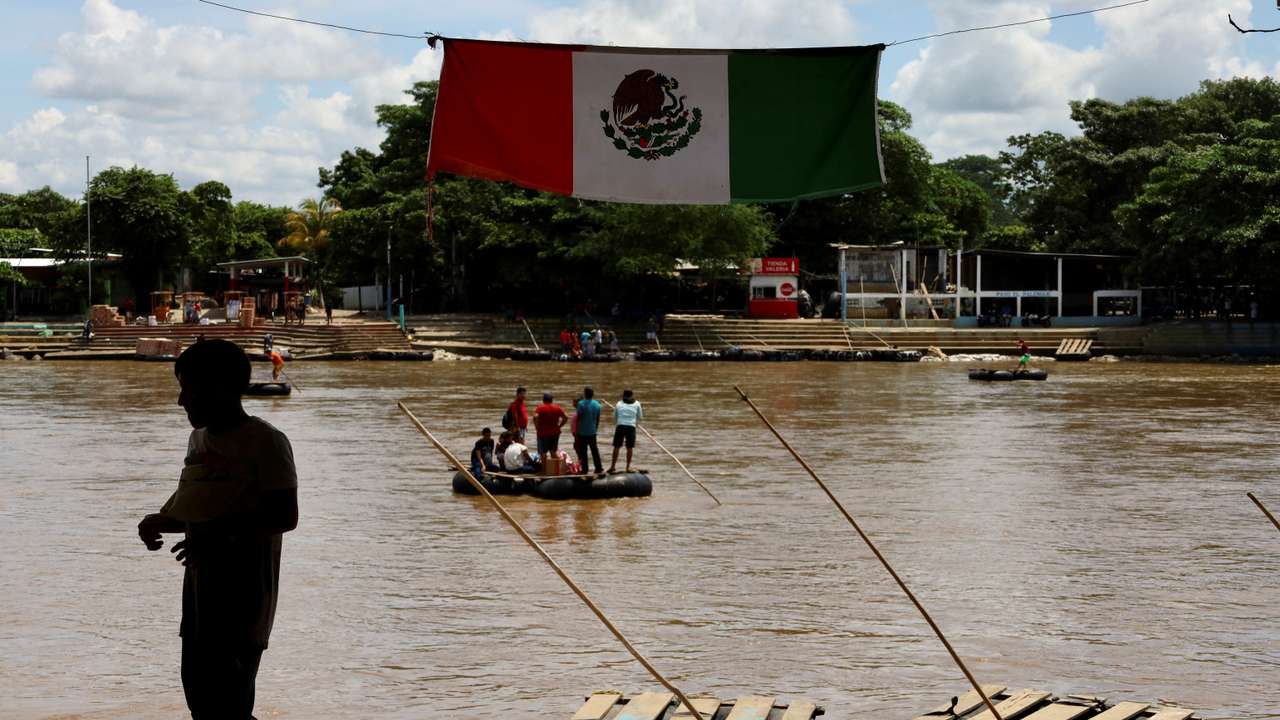 Mexican army's killing of six migrants reignites row over military's role in security