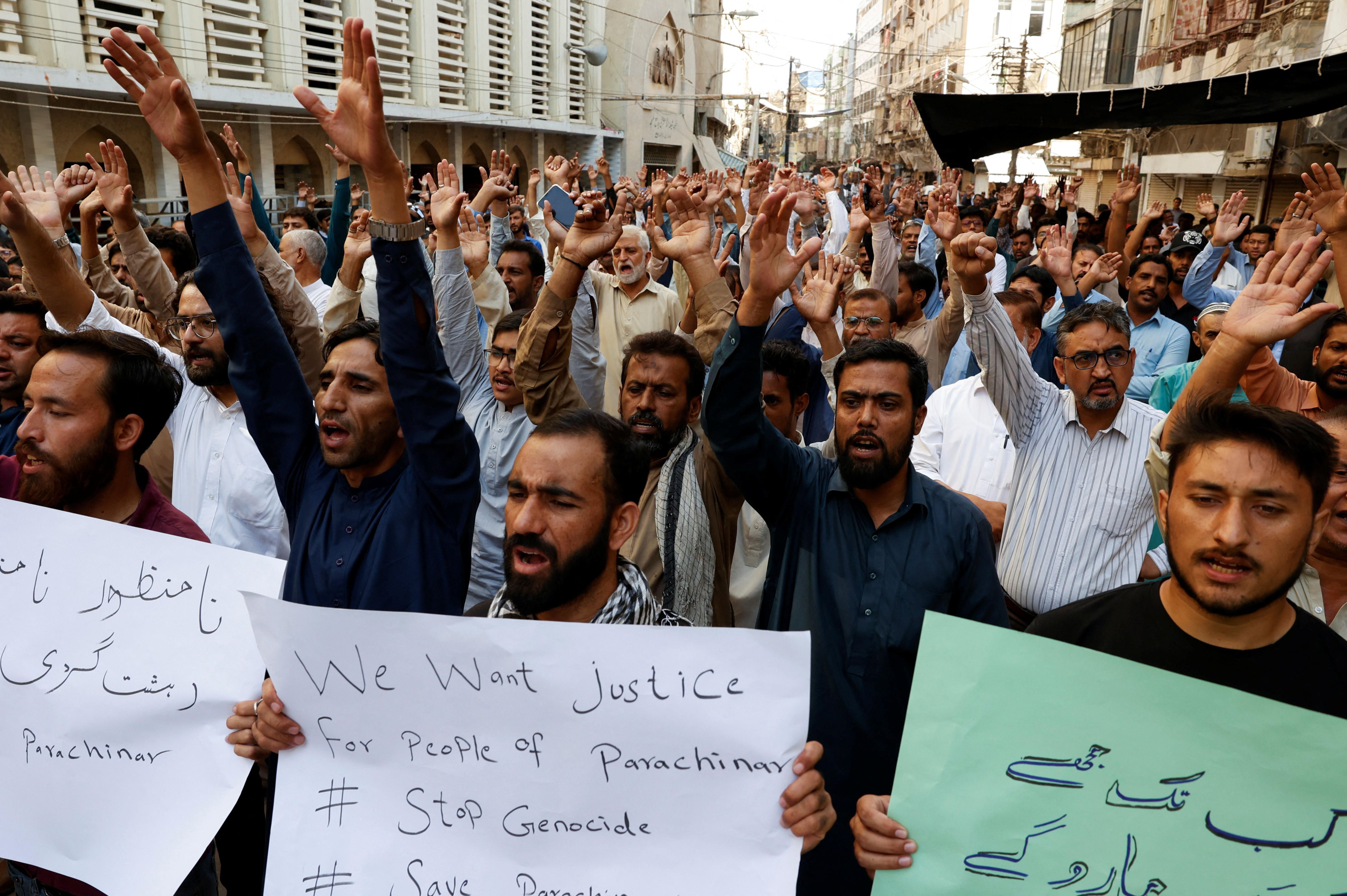 Pakistani Shi'ite Muslim protest to condemn the killings in the Kurram tribal district of Khyber Pakhtunkhwa province, during a protest in Karachi