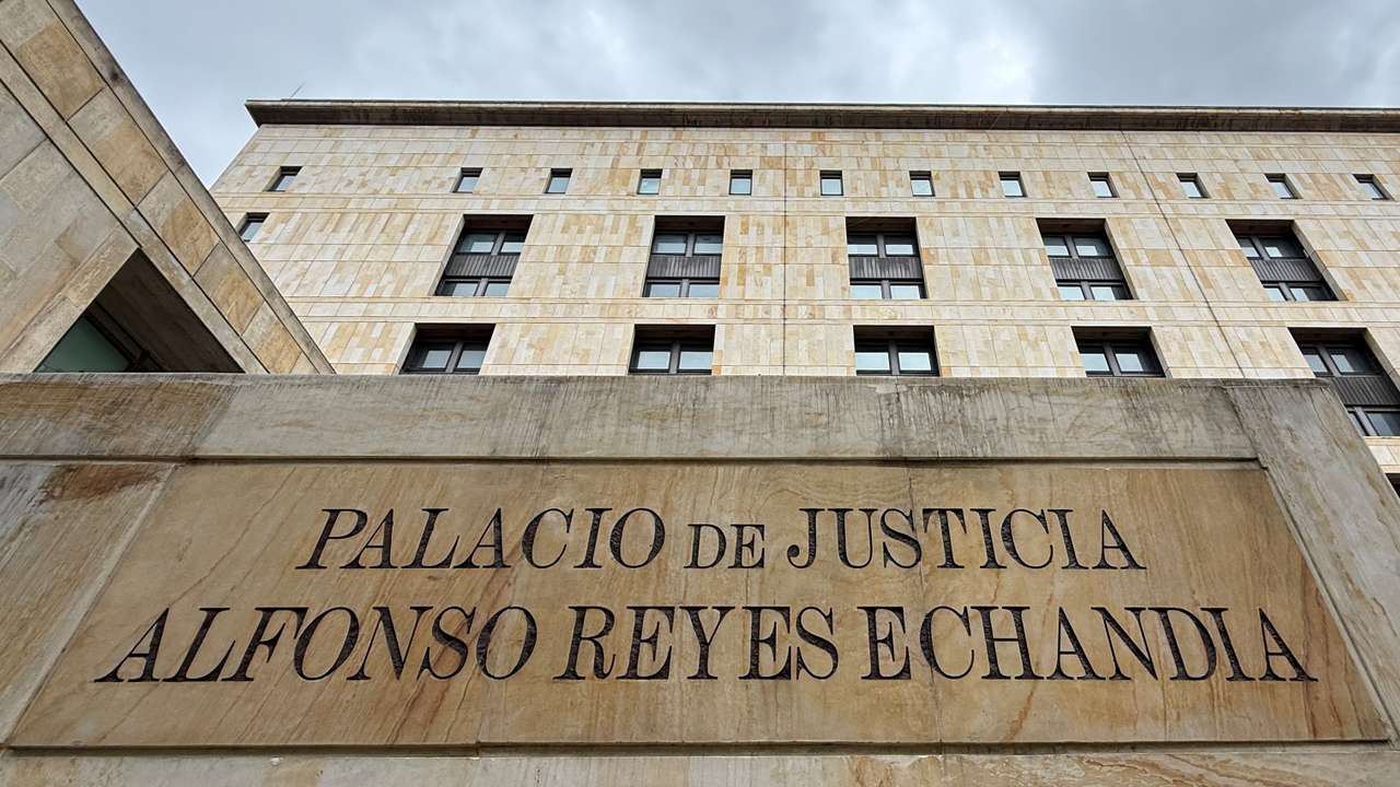 Colombians commemorate four decades since the M-19 guerrilla group stormed the Palace of Justice in Bogota
