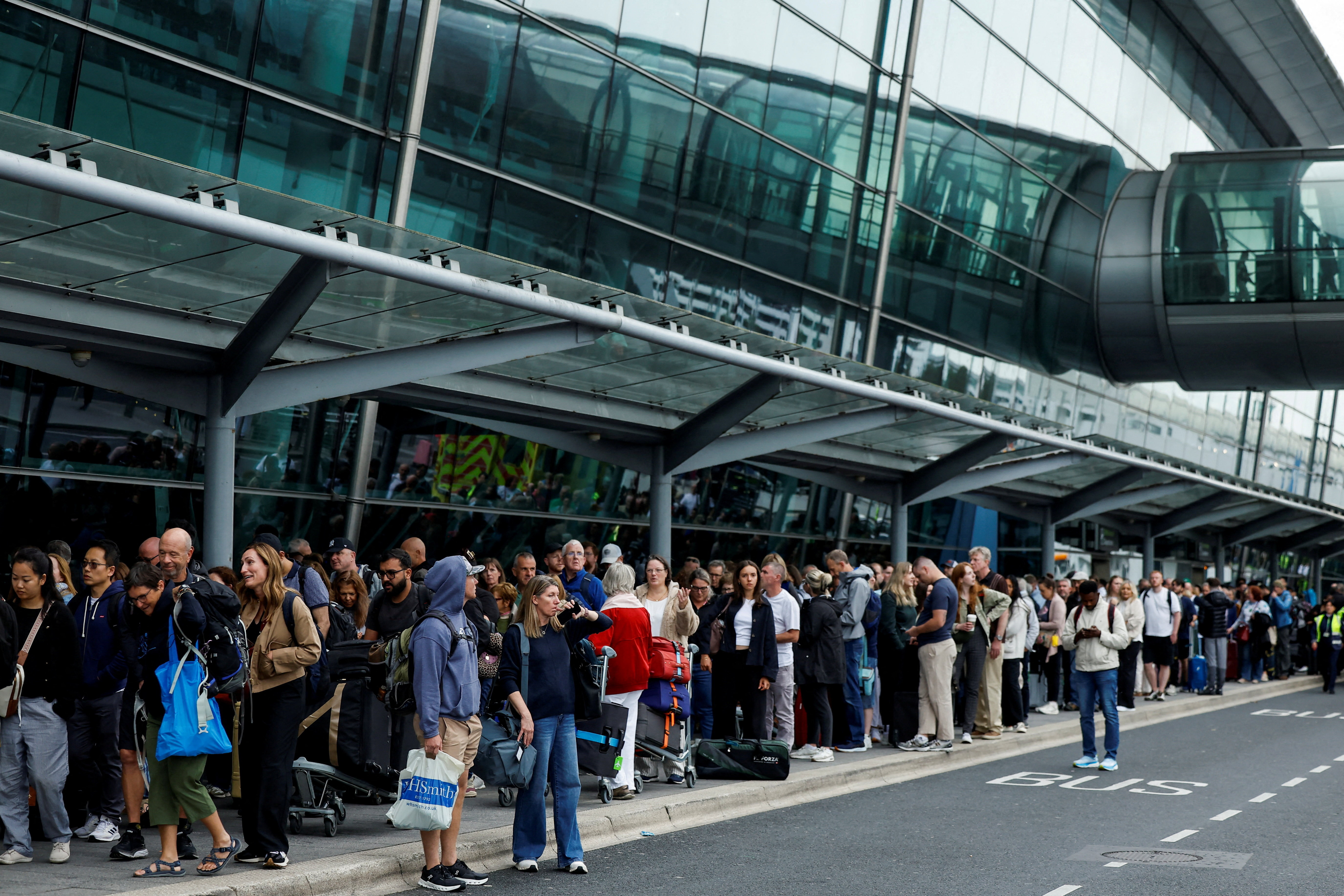 Dublin Airport's Terminal 2 evacuated as a "safety precaution\