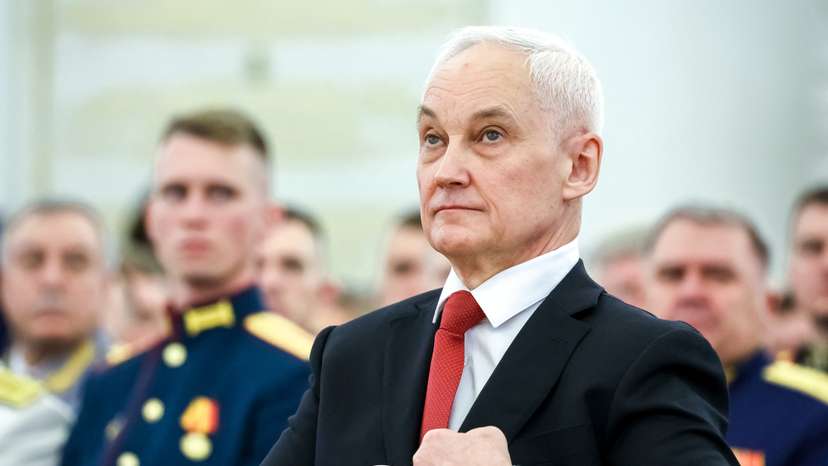 Russian President Vladimir Putin meets with military graduates in Moscow
