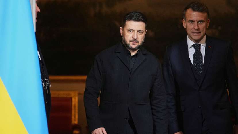 Ukrainian President Zelenskiy visits counterpart Macron in Paris