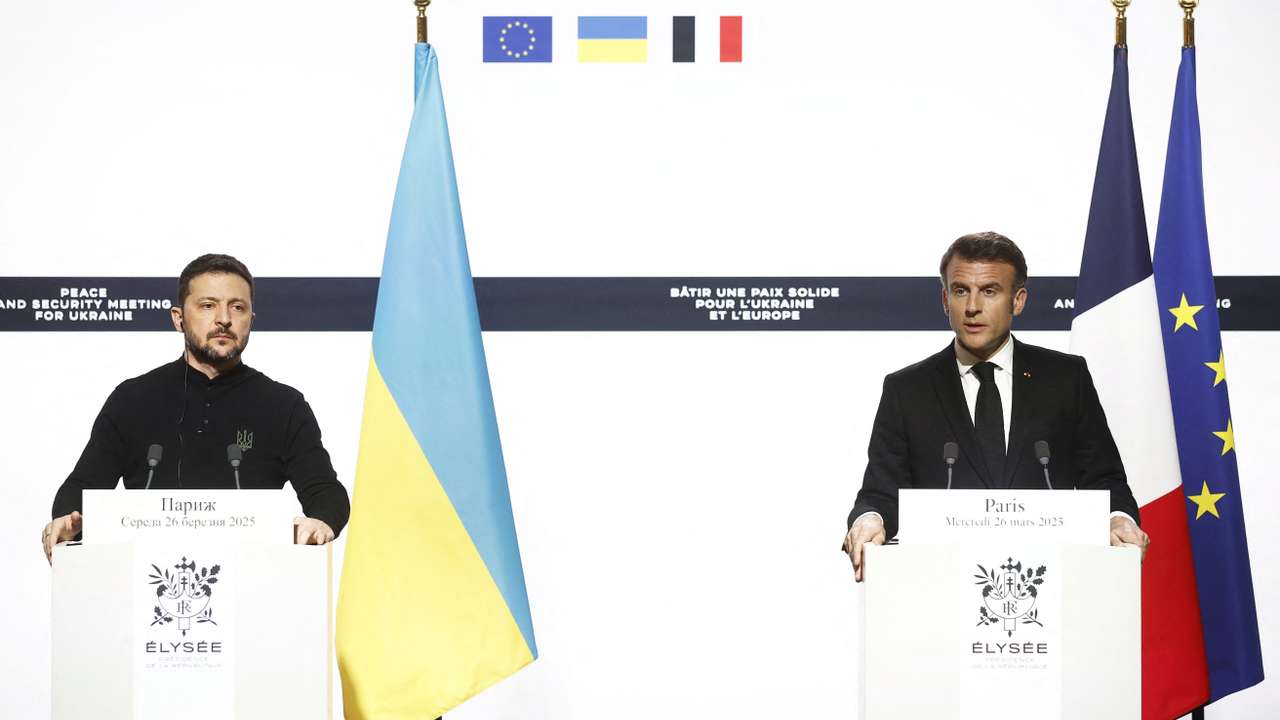 French President Macron receives Ukrainian President Zelenskiy at Elysee Palace