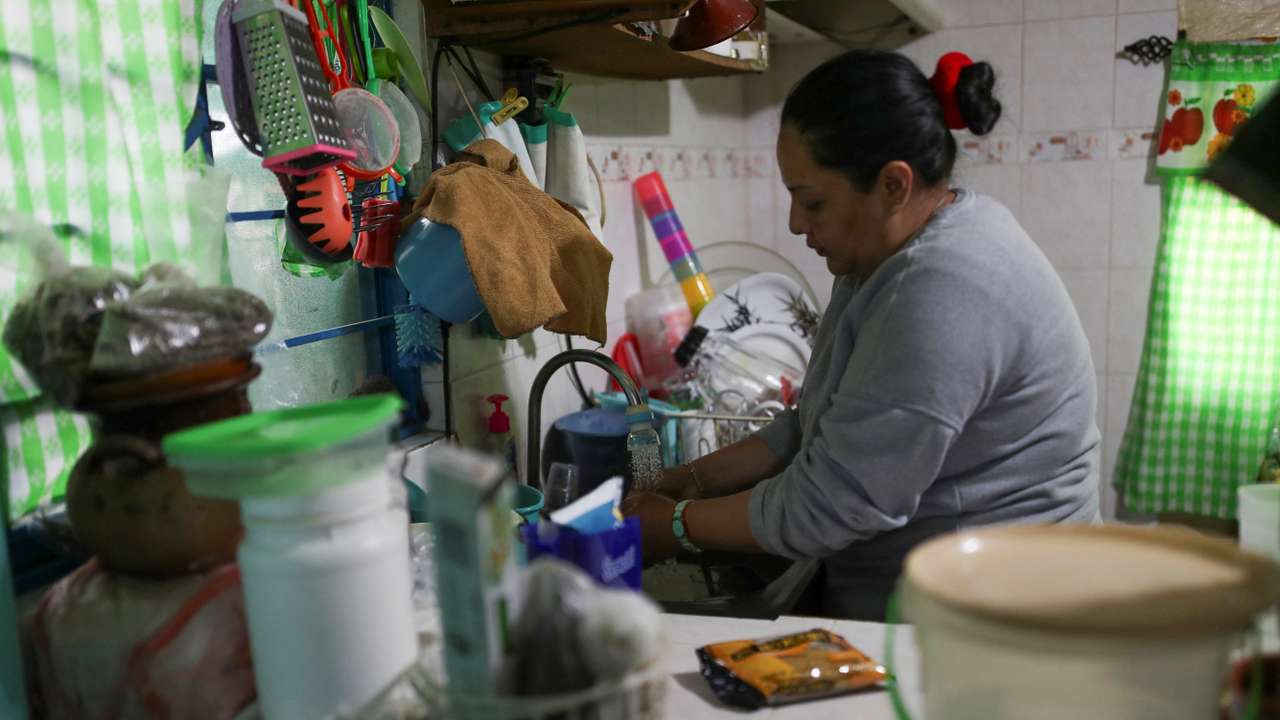 Mexico City teetering on low water supply, neighbors protest cuts