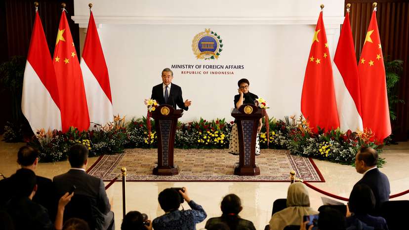 Chinese foreign minister Wang Yi meets his Indonesian counterparts Retno Marsudi in Jakarta