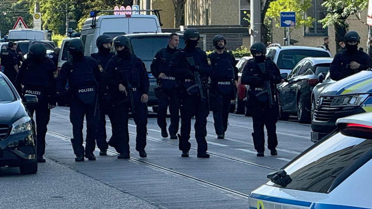 German police shoot suspect near Israeli consulate in Munich