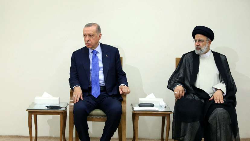 Turkish President Erdogan visits Iran
